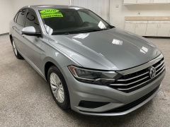 Used 2020  Volkswagen Jetta S Auto w&sol;ULEV at Ideal Cars Llc near Mesa&comma; AZ