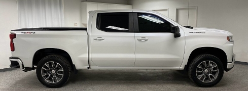 Used 2019  Chevrolet Silverado 1500 4WD Crew Cab RST at Ideal Cars Llc near Mesa&comma; AZ