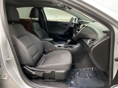 Used 2021  Chevrolet Malibu 4dr Sdn LT at Ideal Cars Llc near Mesa&comma; AZ