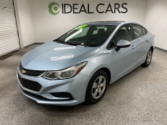Used 2017  Chevrolet Cruze 4d Sedan LS Auto at Ideal Cars Llc near Mesa&comma; AZ