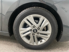 Used 2020  Hyundai Elantra 4d Sedan SEL at Ideal Cars Llc near Mesa&comma; AZ