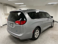 Used 2019  Chrysler Pacifica Hybrid 4d Wagon Touring L at Ideal Cars Llc near Mesa, AZ