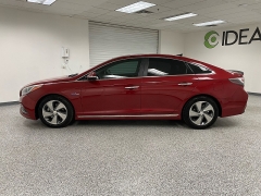 Used 2016 Hyundai Sonata Hybrid 4d Sedan Limited at Ideal Cars Llc near Mesa, AZ