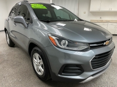Used 2020  Chevrolet Trax 4d SUV FWD LT at Ideal Cars Llc near Mesa&comma; AZ