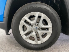 Used 2017  Jeep All-New Compass 4d SUV FWD Sport at Ideal Cars Llc near Mesa&comma; AZ