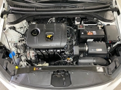 Used 2018  Hyundai Elantra 4d Sedan SEL at Ideal Cars Llc near Mesa&comma; AZ