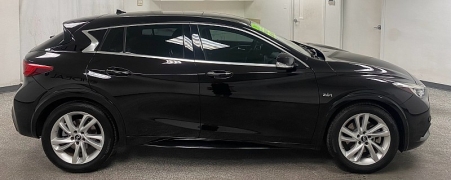 Used 2018  INFINITI QX30 4d SUV FWD Luxury at Ideal Cars Llc near Mesa&comma; AZ