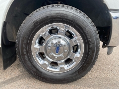 Used 2013 Ford Super Duty F-350 2WD Crew Cab XLT SRW at Ideal Cars Llc near Mesa, AZ