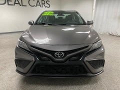 Used 2022  Toyota Camry SE Auto at Ideal Cars Llc near Mesa&comma; AZ