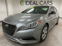 Used 2017  Hyundai Sonata Plug-In Hybrid 4d Sedan at Ideal Cars Llc near Mesa&comma; AZ
