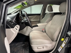 Used 2011  Toyota Venza 4d SUV FWD at Ideal Cars Llc near Mesa&comma; AZ