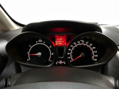 Used 2013  Ford Fiesta 4d Hatchback SE at Ideal Cars Llc near Mesa&comma; AZ