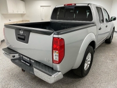 Used 2016  Nissan Frontier 2WD Crew Cab SV at Ideal Cars Llc near Mesa&comma; AZ