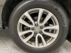 Used 2015  Nissan Pathfinder 4d SUV 4WD SV at Ideal Cars Llc near Mesa&comma; AZ