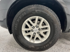 Used 2015  Nissan Frontier 2WD Crew Cab SV Auto at Ideal Cars Llc near Mesa&comma; AZ