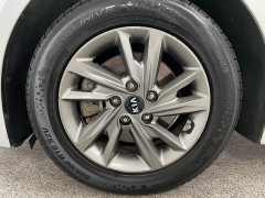 Used 2019  Kia Optima 4d Sedan LX at Ideal Cars Llc near Mesa&comma; AZ