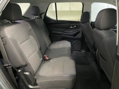 Used 2021  Chevrolet Traverse FWD 4dr LS w&sol;1LS at Ideal Cars Llc near Mesa&comma; AZ