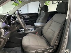 Used 2021  Chevrolet Traverse FWD 4dr LS w&sol;1LS at Ideal Cars Llc near Mesa&comma; AZ