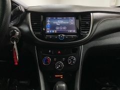 Used 2018  Chevrolet Trax 4d SUV AWD LS at Ideal Cars Llc near Mesa&comma; AZ