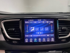 Used 2019  Chrysler Pacifica Hybrid 4d Wagon Touring L at Ideal Cars Llc near Mesa, AZ