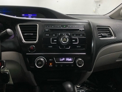 Used 2013  Honda Civic Hybrid 4d Sedan at Ideal Cars Llc near Mesa&comma; AZ