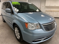 Used 2016  Chrysler Town & Country 4d Wagon Touring at Ideal Cars Llc near Mesa&comma; AZ
