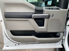 Used 2019  Ford Super Duty F-350 4WD Crew Cab XLT SRW Longbed at Ideal Cars Llc near Mesa&comma; AZ