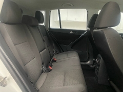 Used 2018  Volkswagen Tiguan Limited 4d SUV 4Motion at Ideal Cars Llc near Mesa&comma; AZ