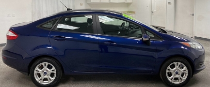 Used 2016  Ford Fiesta 4d Sedan SE at Ideal Cars Llc near Mesa&comma; AZ