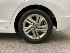 Used 2019  Hyundai Elantra 4d Sedan SEL at Ideal Cars Llc near Mesa&comma; AZ