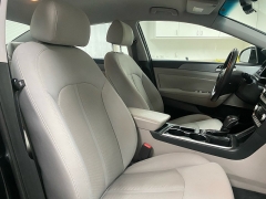 Used 2018  Hyundai Sonata 4d Sedan SEL at Ideal Cars Llc near Mesa&comma; AZ