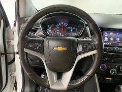 Used 2021 Chevrolet Trax FWD 4dr LT at Ideal Cars Llc near Mesa, AZ