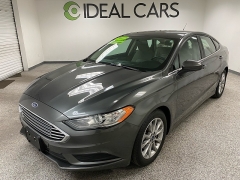  2017 Ford Fusion 4d Sedan SE 1&period;5L EcoBoost at Ideal Cars Llc near Mesa&comma; AZ