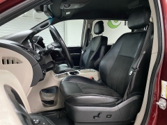 Used 2019  Dodge Grand Caravan 4d Wagon SXT at Ideal Cars Llc near Mesa&comma; AZ