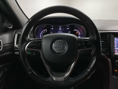 Used 2020  Jeep Grand Cherokee 4d SUV 2WD Laredo at Ideal Cars Llc near Mesa&comma; AZ