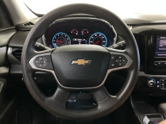 Used 2021  Chevrolet Traverse FWD 4dr LS w&sol;1LS at Ideal Cars Llc near Mesa&comma; AZ