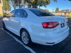 Used 2015  Volkswagen Jetta 4d Sedan SE Auto at Ideal Cars Llc near Mesa, AZ