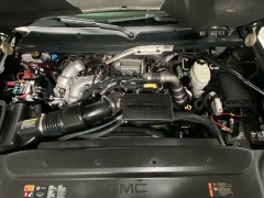 Used 2019  GMC Sierra 2500 4WD Crew Cab SLT at Ideal Cars Llc near Mesa&comma; AZ