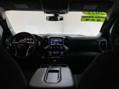 Used 2021  Chevrolet Silverado 1500 4WD Crew Cab 147" LT at Ideal Cars Llc near Mesa&comma; AZ