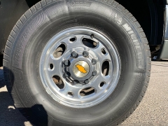 Used 2004  Chevrolet Silverado 2500 2WD Crew Cab HD LT at Ideal Cars Llc near Mesa&comma; AZ