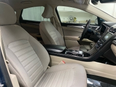 Used 2019  Ford Fusion Hybrid 4d Sedan FWD SE at Ideal Cars Llc near Mesa, AZ