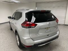 Used 2020  Nissan Rogue 4d SUV AWD SV at Ideal Cars Llc near Mesa, AZ
