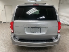 Used 2020  Dodge Grand Caravan 4d Wagon SXT at Ideal Cars Llc near Mesa&comma; AZ