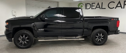 Used 2018  Chevrolet Silverado 1500 4WD Crew Cab LT Z71 Texas Edition at Ideal Cars Llc near Mesa&comma; AZ