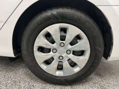 Used 2017  Hyundai Accent 4d Sedan SE Auto at Ideal Cars Llc near Mesa&comma; AZ