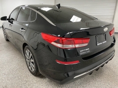 Used 2019  Kia Optima 4d Sedan LX at Ideal Cars Llc near Mesa&comma; AZ