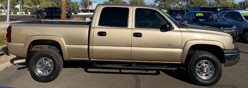 Used 2004  Chevrolet Silverado 2500 2WD Crew Cab HD LT at Ideal Cars Llc near Mesa&comma; AZ