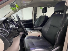 Used 2012  Chrysler Town & Country 4d Wagon Touring at Ideal Cars Llc near Mesa, AZ