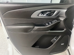 Used 2021  Chevrolet Traverse FWD 4dr Premier at Ideal Cars Llc near Mesa, AZ