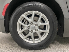 Used 2017  Chrysler Pacifica 4d Wagon Touring at Ideal Cars Llc near Mesa&comma; AZ